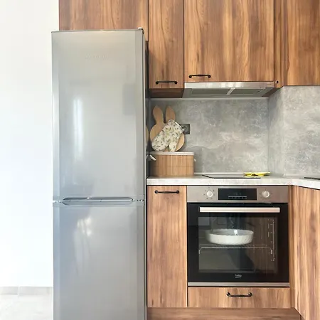 Tea's 2 Apartment